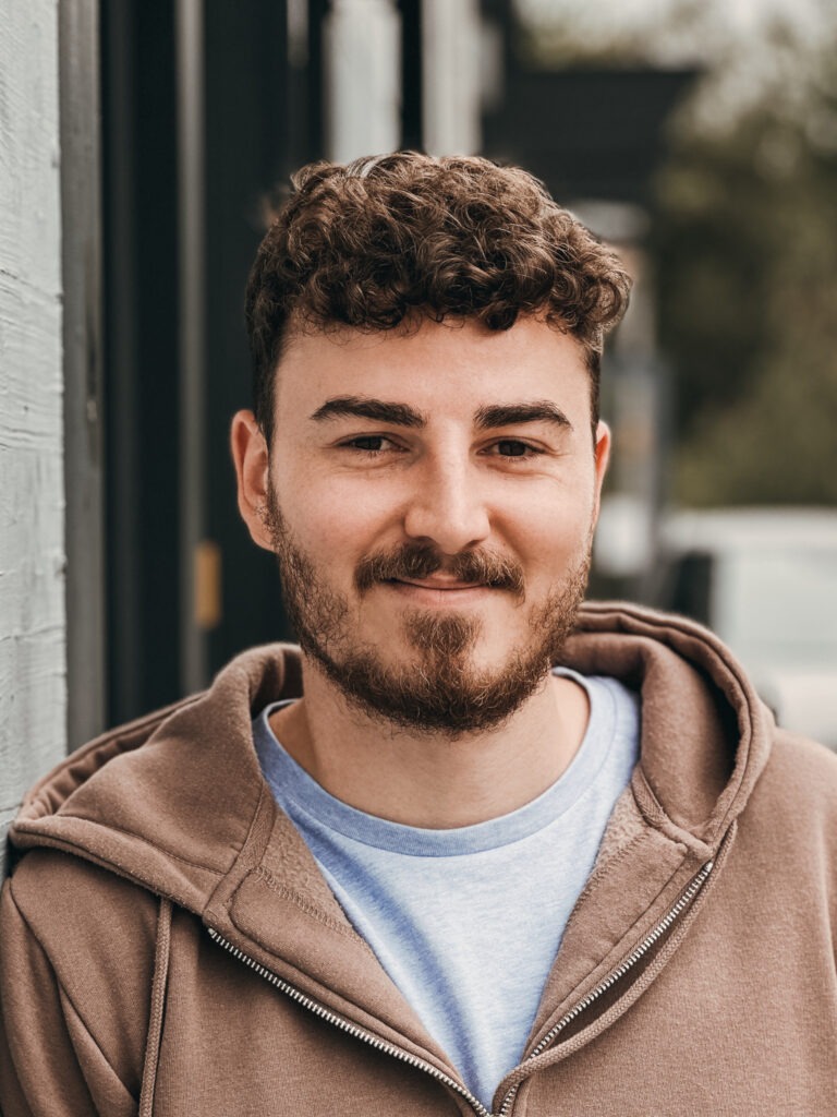 Manuel, Mitarbeiter von Braintower