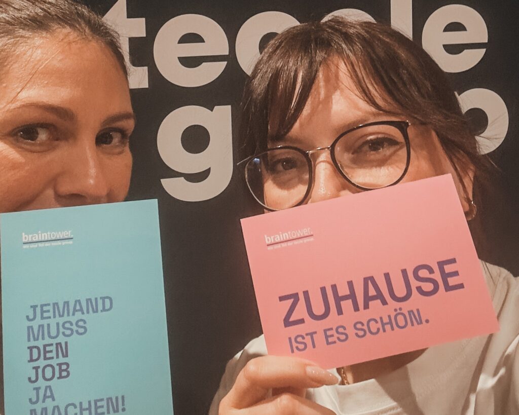 Mitarbeiterinnen von Braintower auf der Messe Oktober 2025